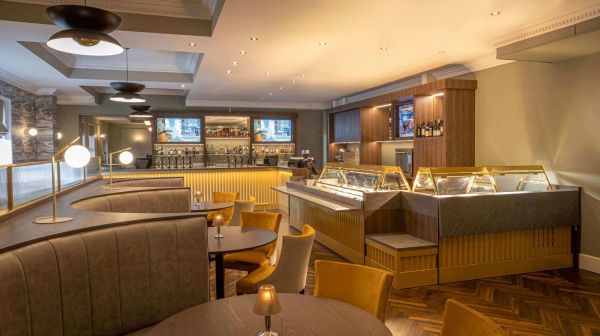 Bistro_compressed