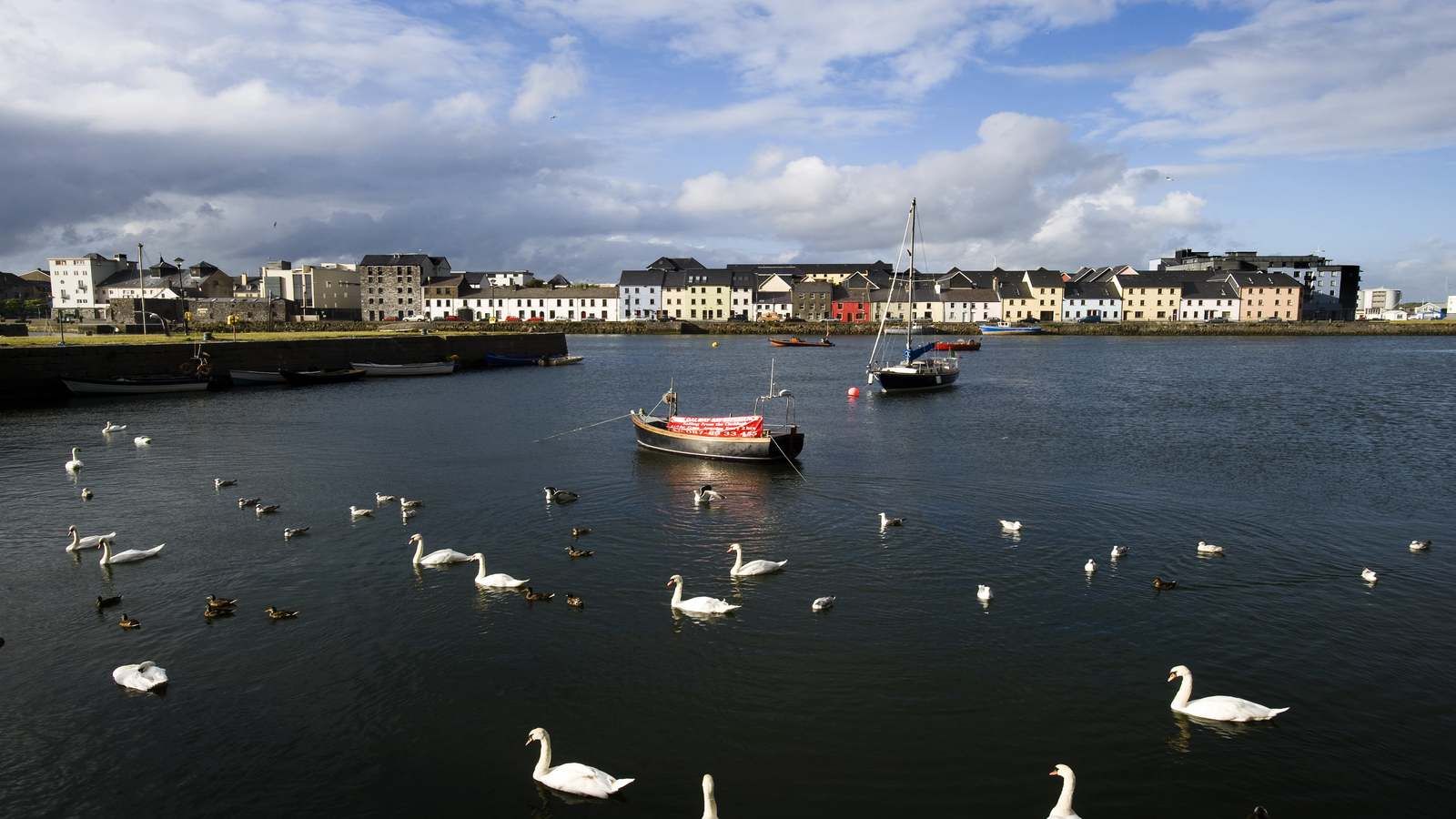 Boats at Galway Harbour_master-min