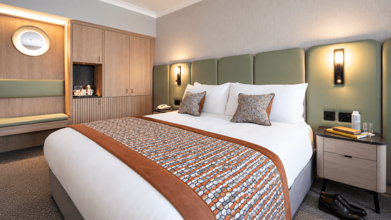 Modern Hotel Bedroom Retreat